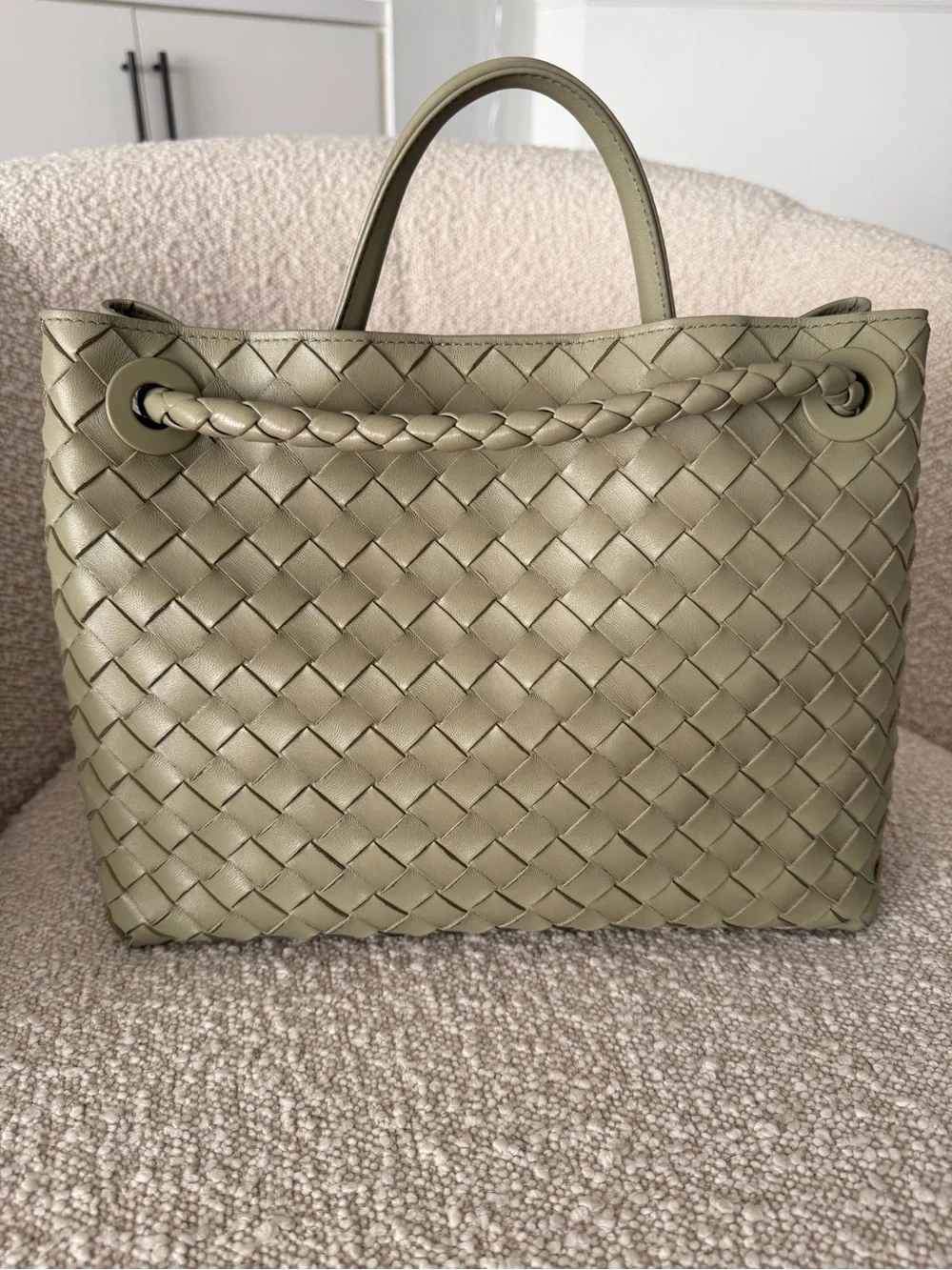Bottega Veneta Andiamo medium travertine